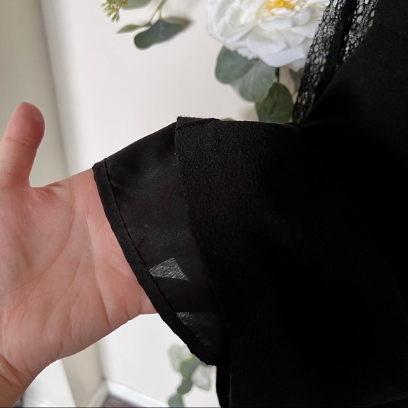 💚 Forever 21 Lace Long Sleeve Romper - Picture 11 of 15